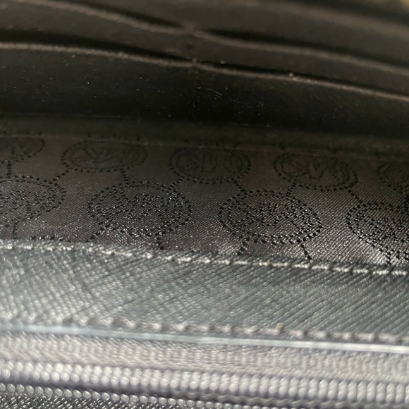 Black wallet like new - Picture 4 of 4